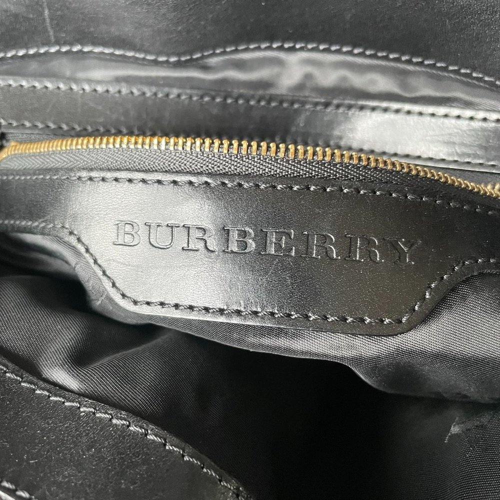 Burberry Black Leather Shoulder Bag - Picture 7 of 16